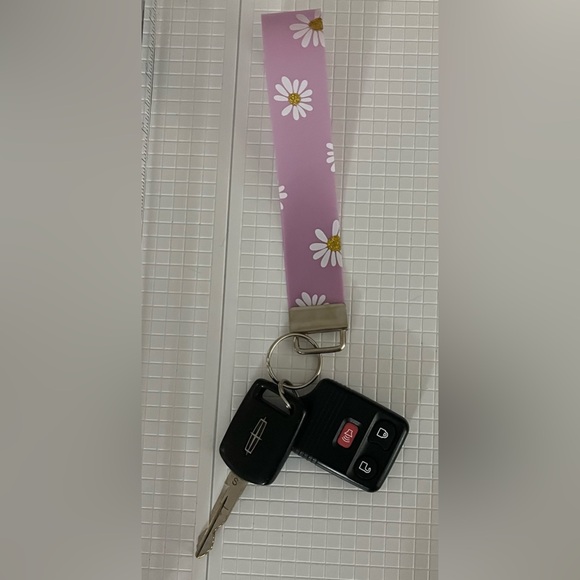 Floral Keychain Wristlet pick one - Picture 9 of 14